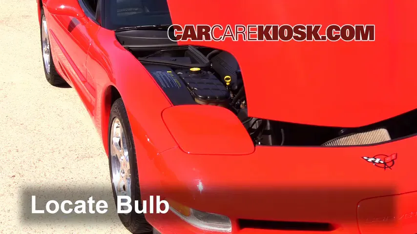 2002 Chevrolet Corvette 5.7L V8 Convertible Éclairage Feux de route (remplacer l'ampoule)